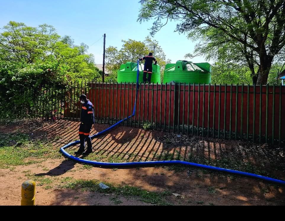 Professional bulk water delivery truck in Kenya