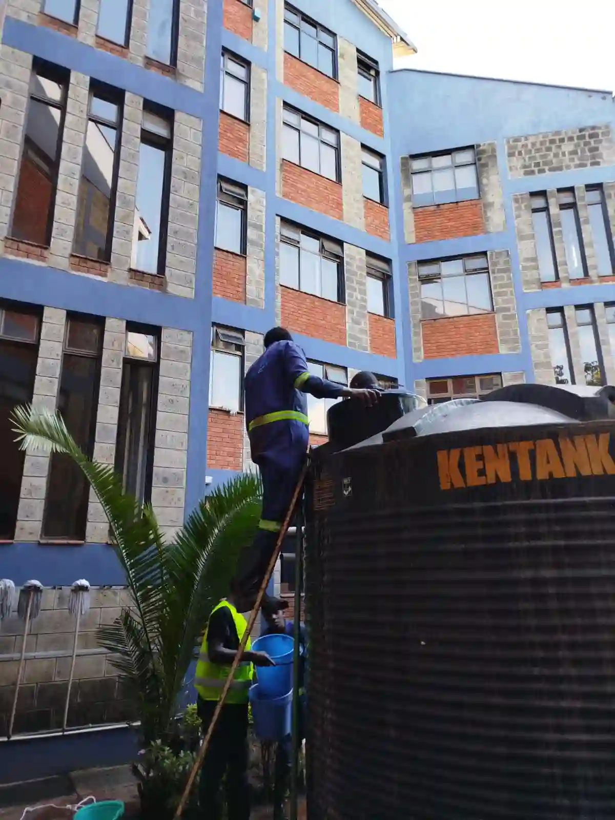 Commercial tank cleaning operations